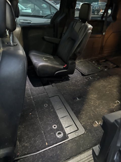 2015 Dodge Grand Caravan SXT 10