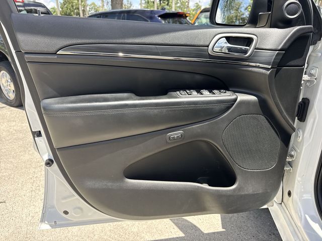 2019 Jeep Cherokee - $15,998
