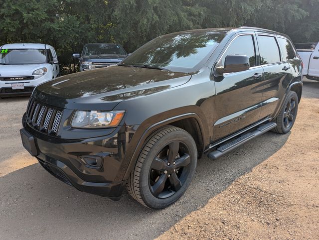 2014 Brilliant Black Crystal Pearlcoat Jeep Grand Cherokee Altitude 4X4 SUV