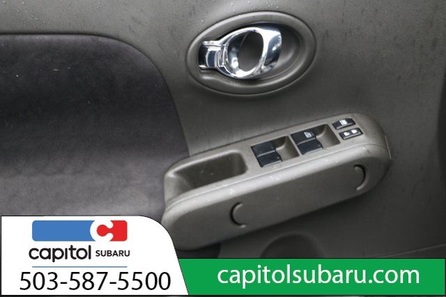 2010 Nissan Cube 1.8 S 23