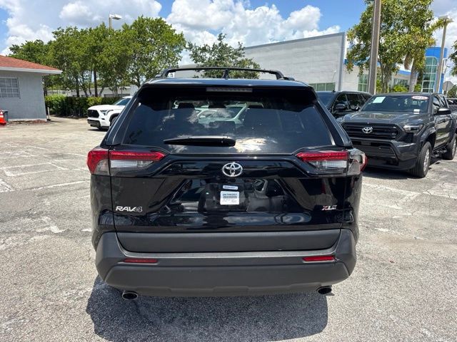 2025 Toyota RAV4 XLE Premium - Photo 3