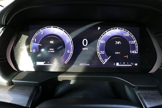 Used Car 2023 Jeep Grand Cherokee  Overland For Sale Under $40,000 In Austin, Texas