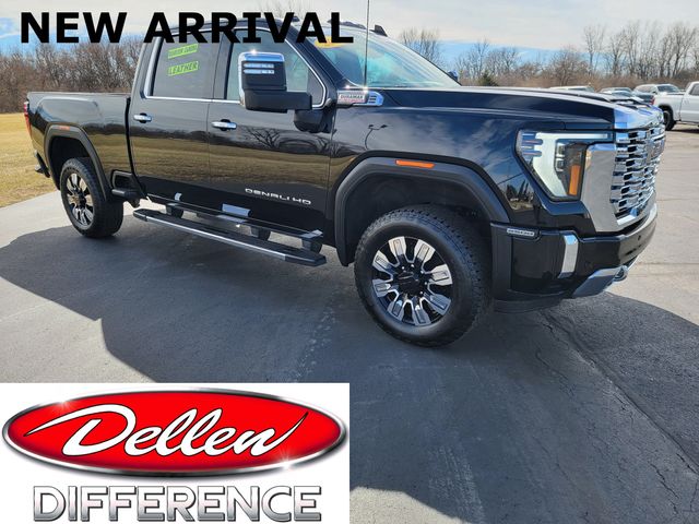 2025 GMC Sierra 2500HD Denali Crew Cab 4WD