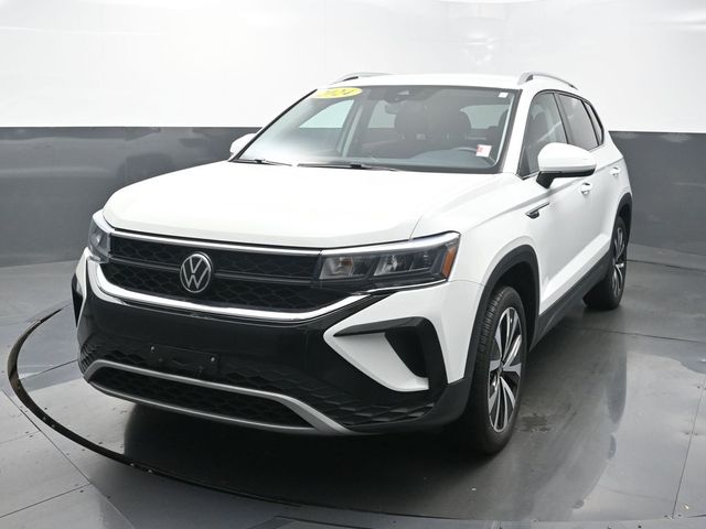 White 2024 Volkswagen Taos SUV / Crossover Front-Wheel Drive 8-Speed Automatic