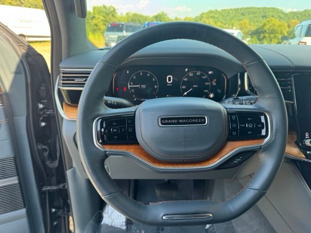 Used 2022 Black Jeep Series III image 20