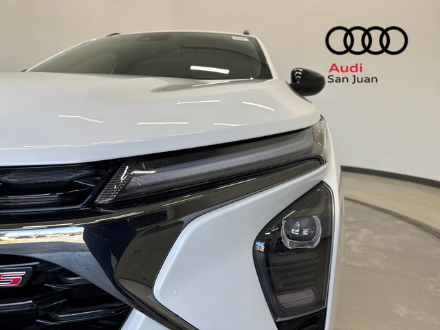 Used 2025 White Chevrolet 2RS image 5