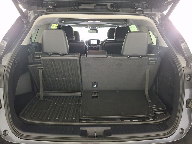 Used 2023 Toyota Highlander SUV