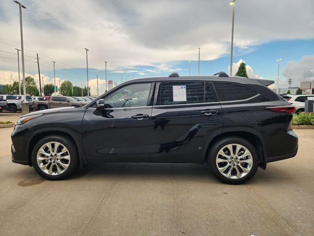 2026 Toyota Highlander Limited Black at Don McGill Toyota