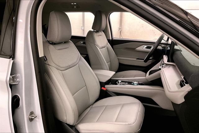 2026 Ford Explorer Active - 6