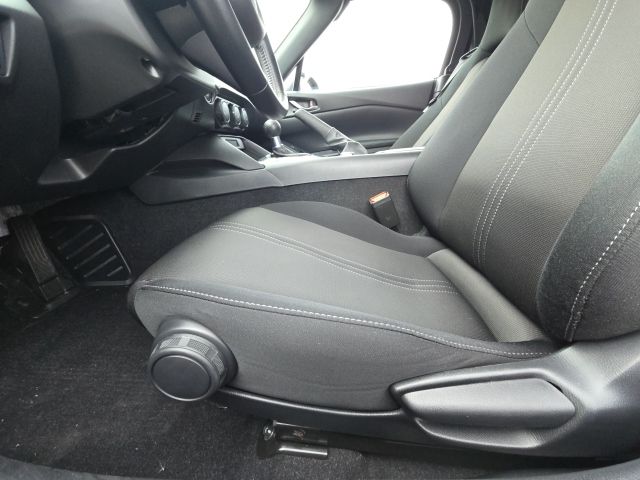 2024 Mazda MX-5 Miata Sport:C02478A