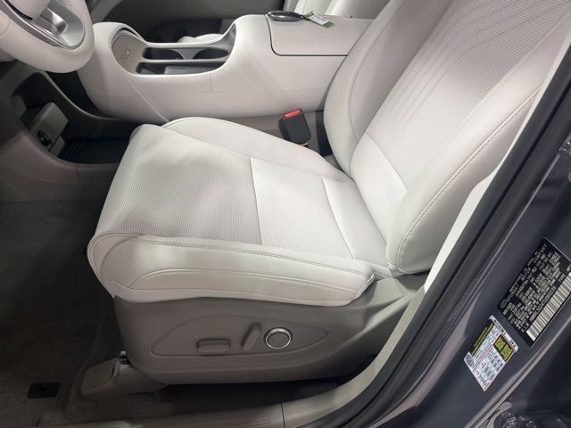 New 2026 Gray Hyundai SEL image 7