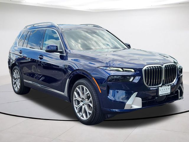 2025 BMW X7