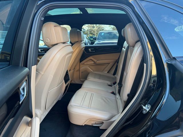 2019 Porsche Cayenne E-Hybrid