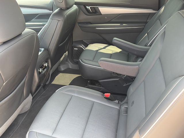 Used 2025 Buick Enclave SUV