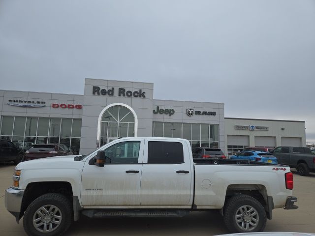 Summit White 2018 Chevrolet Silverado 3500HD Work Truck Crew Cab 4WD Pickup Truck Four-Wheel Drive 6-Speed Automatic Overdrive