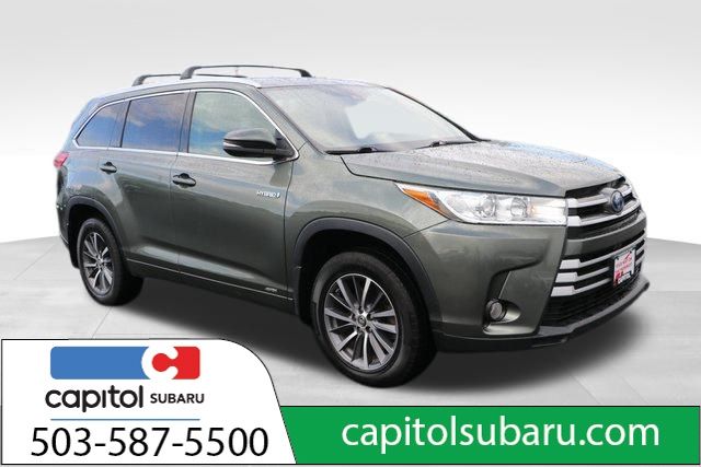 2017 Toyota Highlander Hybrid XLE 18