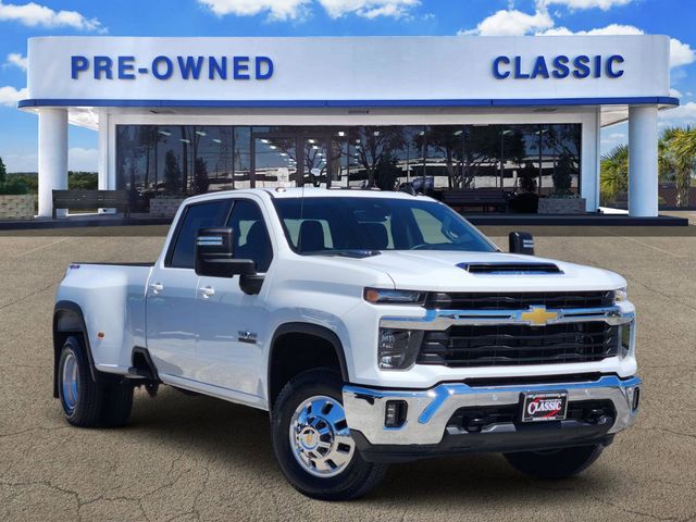 2025 Chevrolet Silverado 3500HD LT Crew Cab 4WD