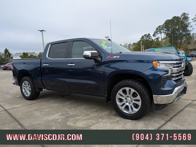 2023 Chevrolet Silverado 1500 LTZ Crew Cab 4WD