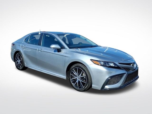 Celestial Silver Metallic 2024 Toyota Camry Sedan Front-Wheel Drive 8-Speed Automatic
