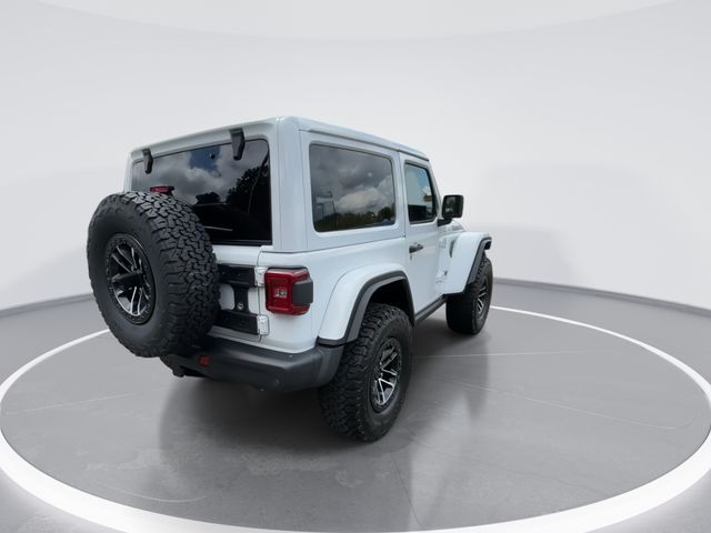New 2025 Bright White Clear-Coat Exterior Paint Jeep Rubicon X image 8