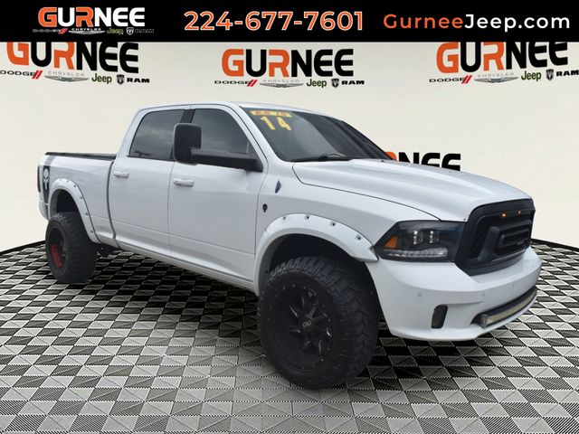Bright White Clearcoat 2014 RAM 1500 Pickup Truck Four-Wheel Drive 8-Speed Automatic