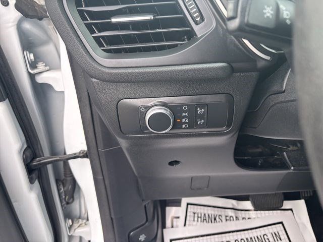 2020 Ford Escape SE photo