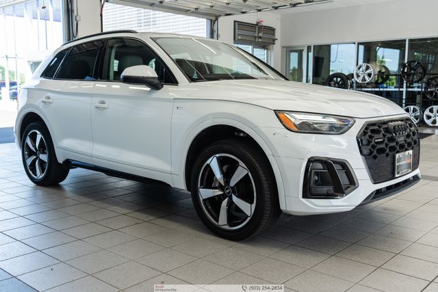 Glacier White Metallic 2023 Audi Q5 SUV / Crossover All-Wheel Drive 7-Speed Automatic
