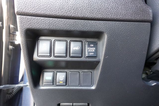 used 2016 Nissan Rogue car, priced at $10,000