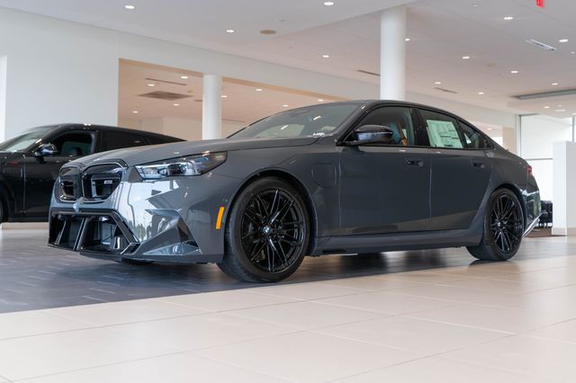 2027 BMW M5