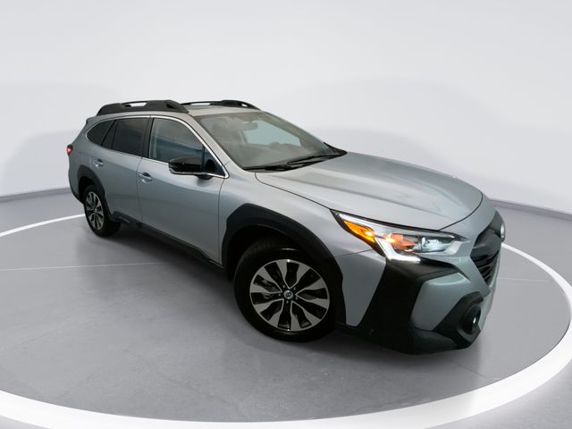 Ice Silver Metallic 2025 Subaru Outback SUV / Crossover All-Wheel Drive Continuously Variable Transmission
