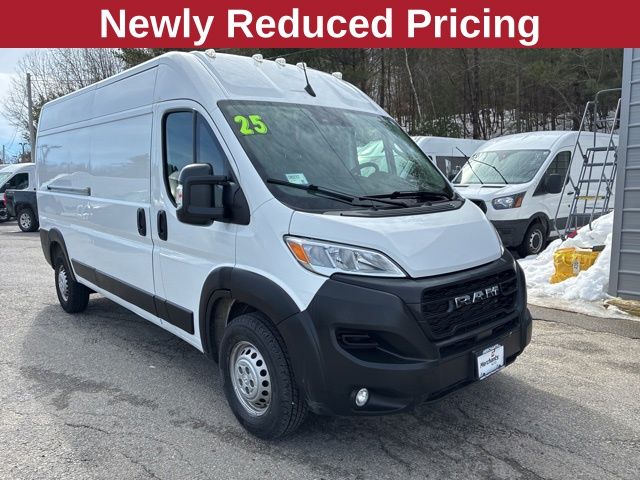 Bright White Clearcoat 2025 RAM ProMaster 2500 Tradesman 159 High Roof Cargo Van FWD Van Front-Wheel Drive 9-Speed Automatic