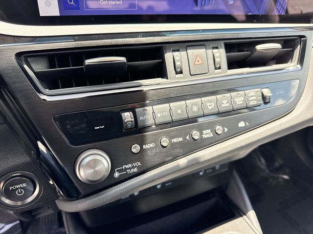 Used 2025 Lexus ES Sedan