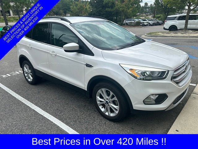 White Platinum Clearcoat Metallic 2017 Ford Escape SUV / Crossover Front-Wheel Drive 6-Speed Automatic