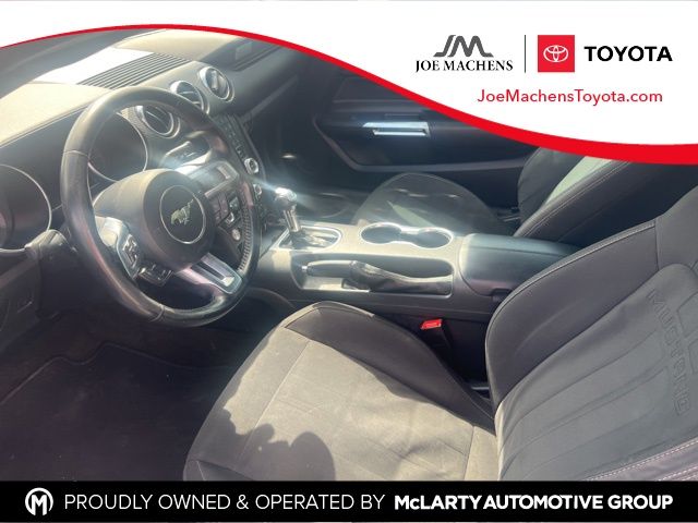 2018 Ford Mustang EcoBoost Coupe RWD