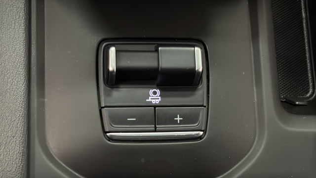 Used 2024 Summit White GMC Denali image 34