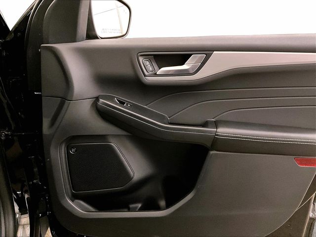 2024 Ford Escape Platinum Black at Bob Ruth Ford