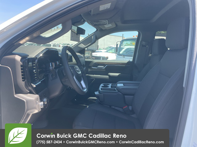 2024 GMC Sierra 1500 Elevation 4