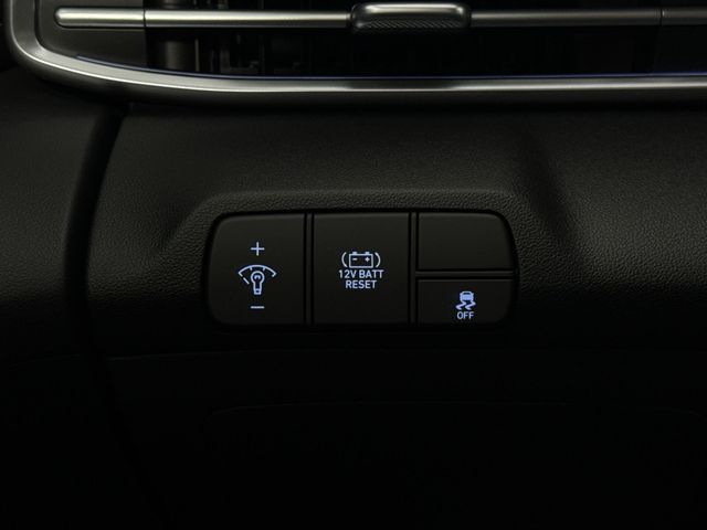 Used 2025 Hyundai Elantra Hybrid For Sale in Indianapolis, IN