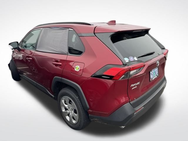 2019 Toyota RAV4 LE 7