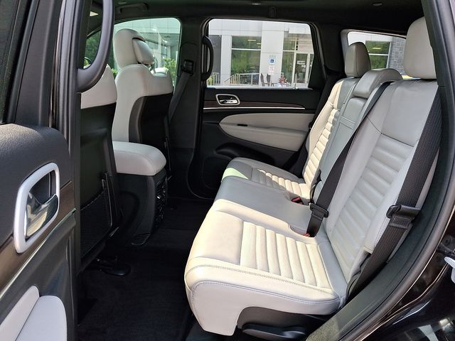 2018 Jeep Grand Cherokee Limited Red at Audi Porsche Sewickley