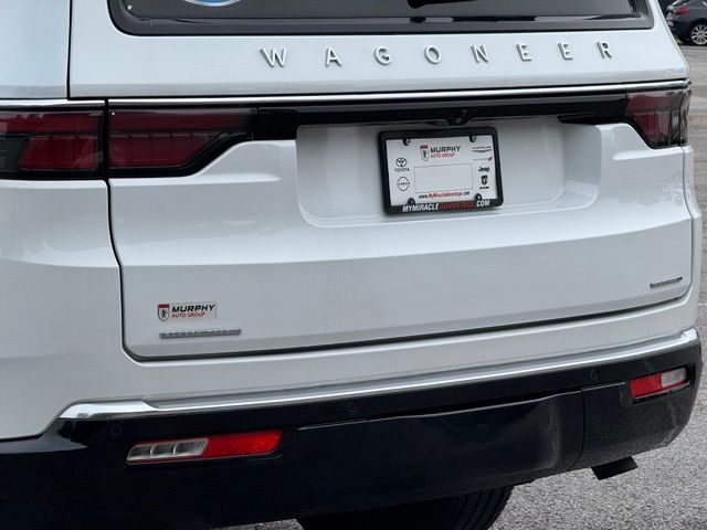 2023 Jeep Wagoneer Series II - Photo 12