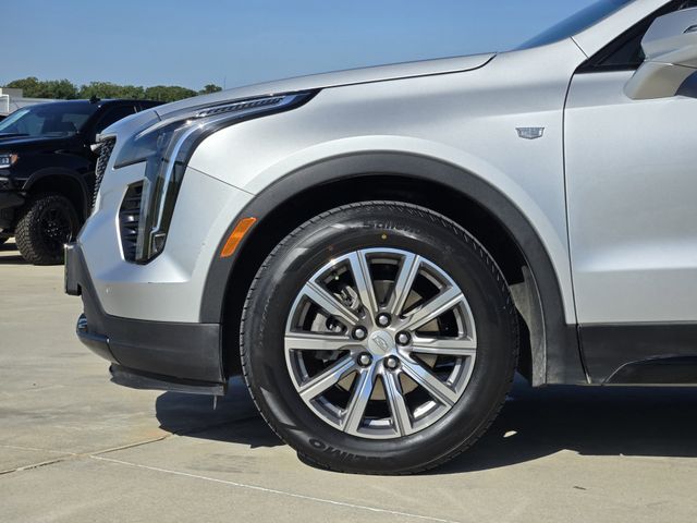2022 Radiant Silver Metallic Cadillac XT4 Sport FWD SUV