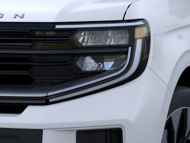 New 2026 White Ford Platinum image 18