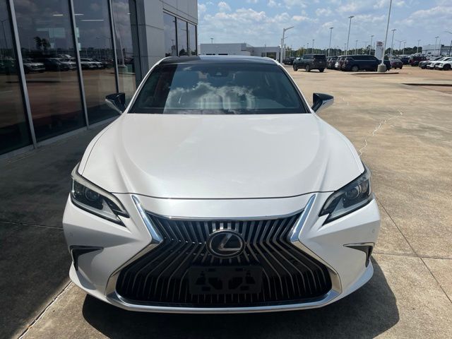 Used 2020 Lexus ES Sedan