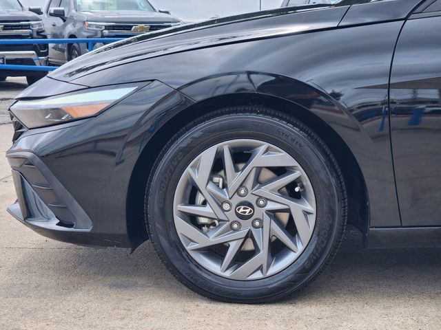 2024 Hyundai Elantra SEL Black at DeMontrond Gulf Freeway