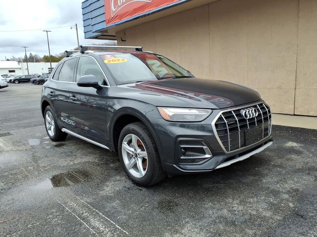2022 Audi Q5 quattro Premium 40 TFSI