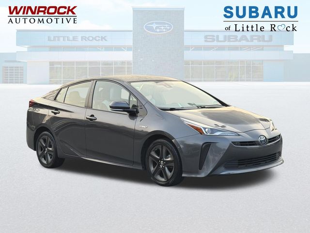  2019 Toyota Prius XLE FWD   