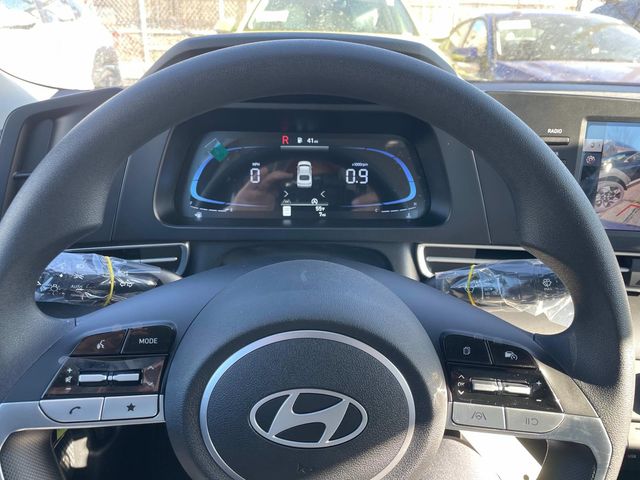 2025 Hyundai Elantra SE 10