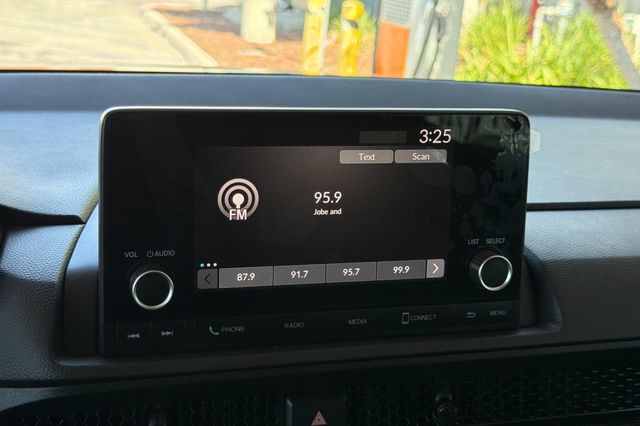 2024 Honda CR-V LX - Photo 23