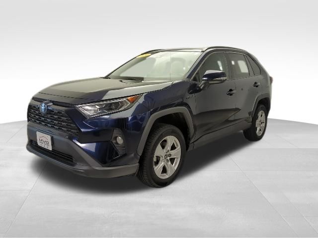 2020 Toyota RAV4 Hybrid XLE